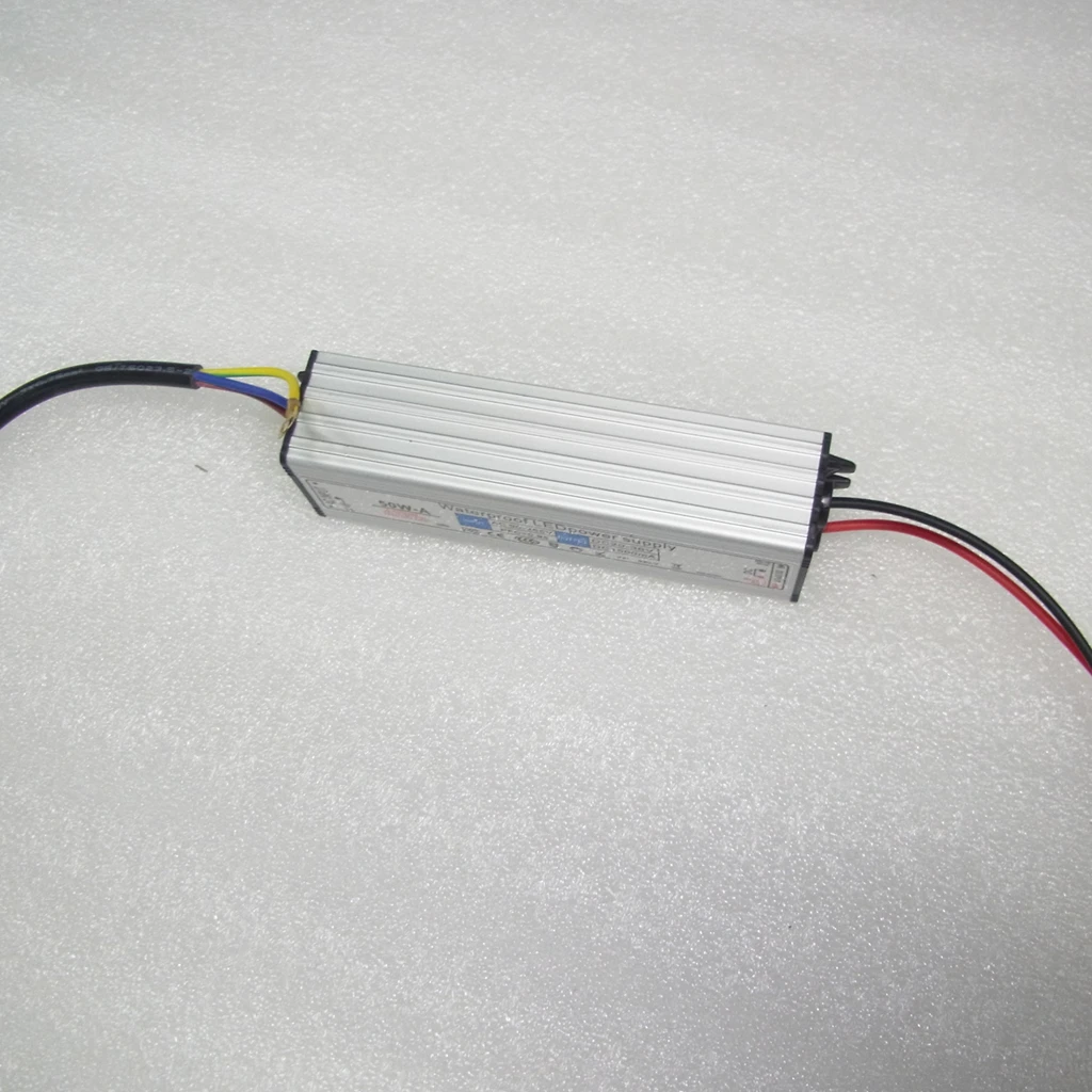 50 Вт IP67 Водонепроницаемый источник питания постоянного тока 20 в до 36 1500 мА с