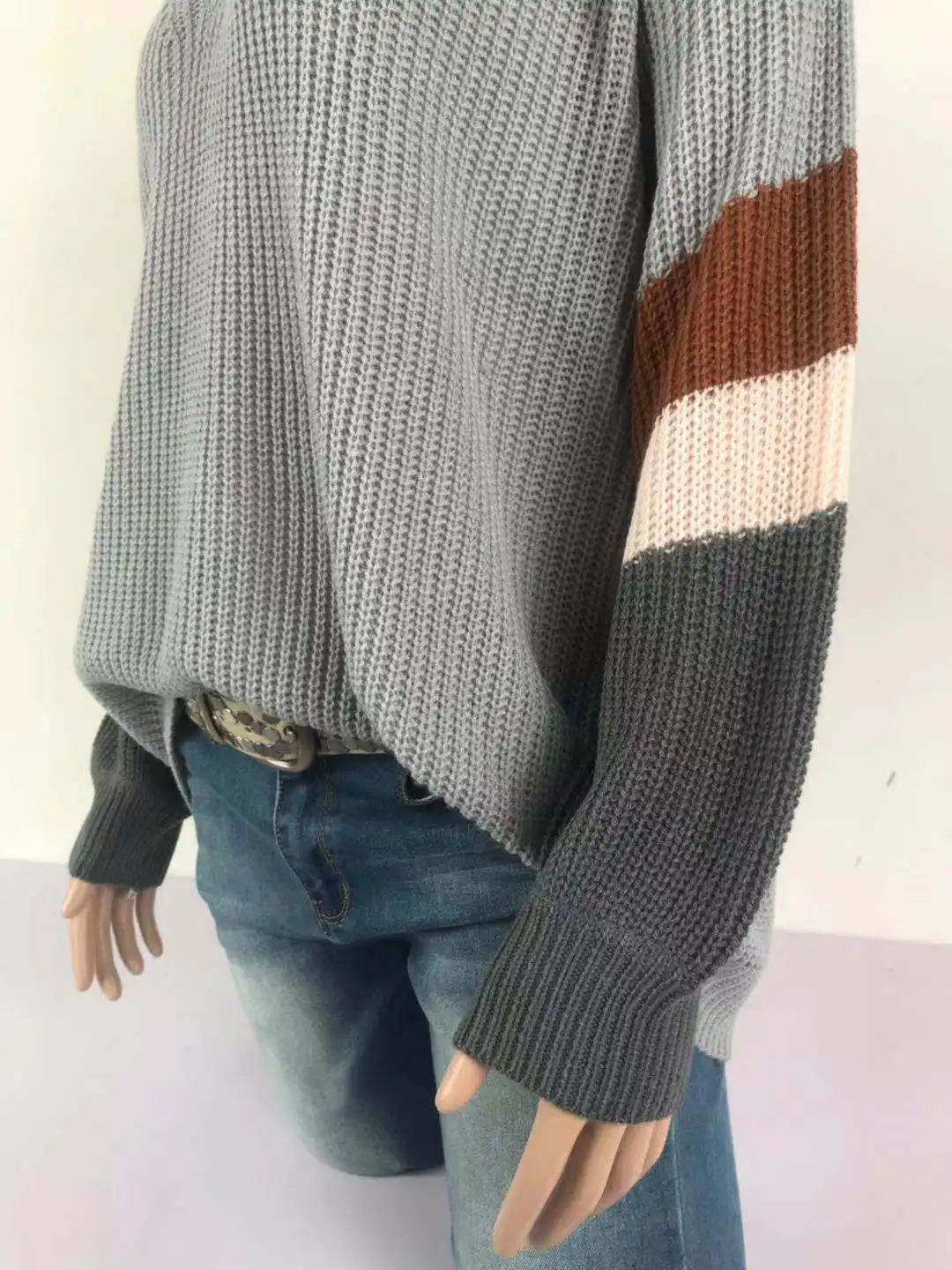 

V Neck Striped Patchwork Sleeve Knit Sweater Women Loose Pullover Fall Sweaters and Pullovers Fashion New