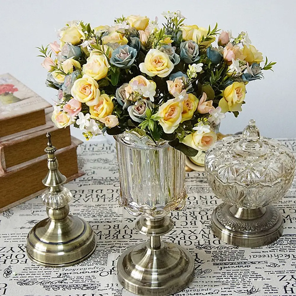 Искусственные цветы 13 головок/Букет шелковые розы с маленькими бутонами