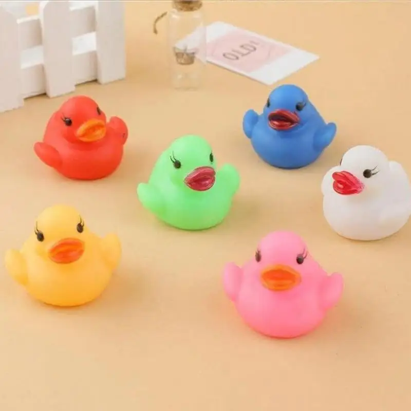 

LED Water Sensor Luminous Duck Floating In Water Flashing Little Duck Baby Kids Toys Bathing In Water Toy Duck Juguetes Bebe