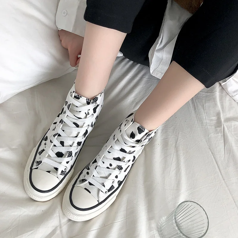 Осенняя Белая обувь Удобная повседневная парусиновая с рисунком коровы и