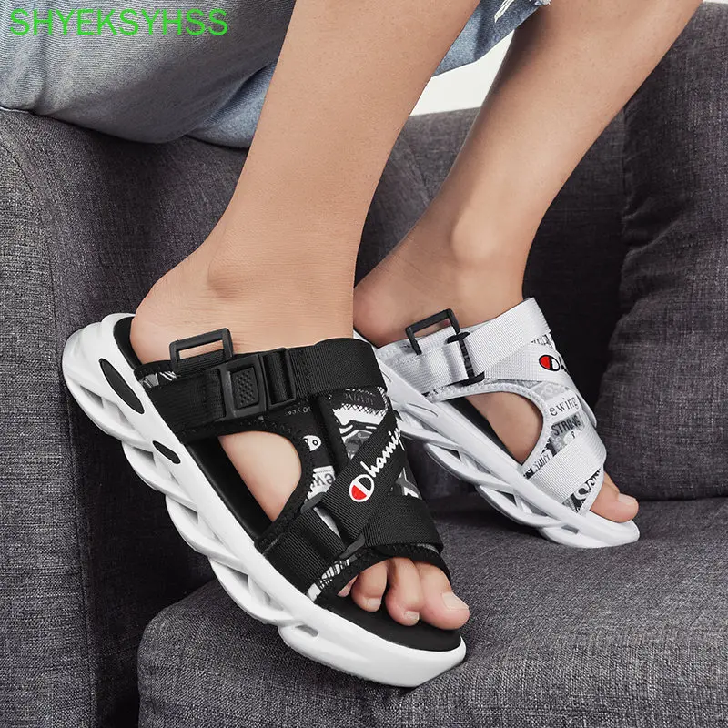 

Fashion Print Outdoor Men's Sandals Summer Comfort Beach Sandals Men Casual Slip On Shoes Massage Slippers Men Sandalias Hombre