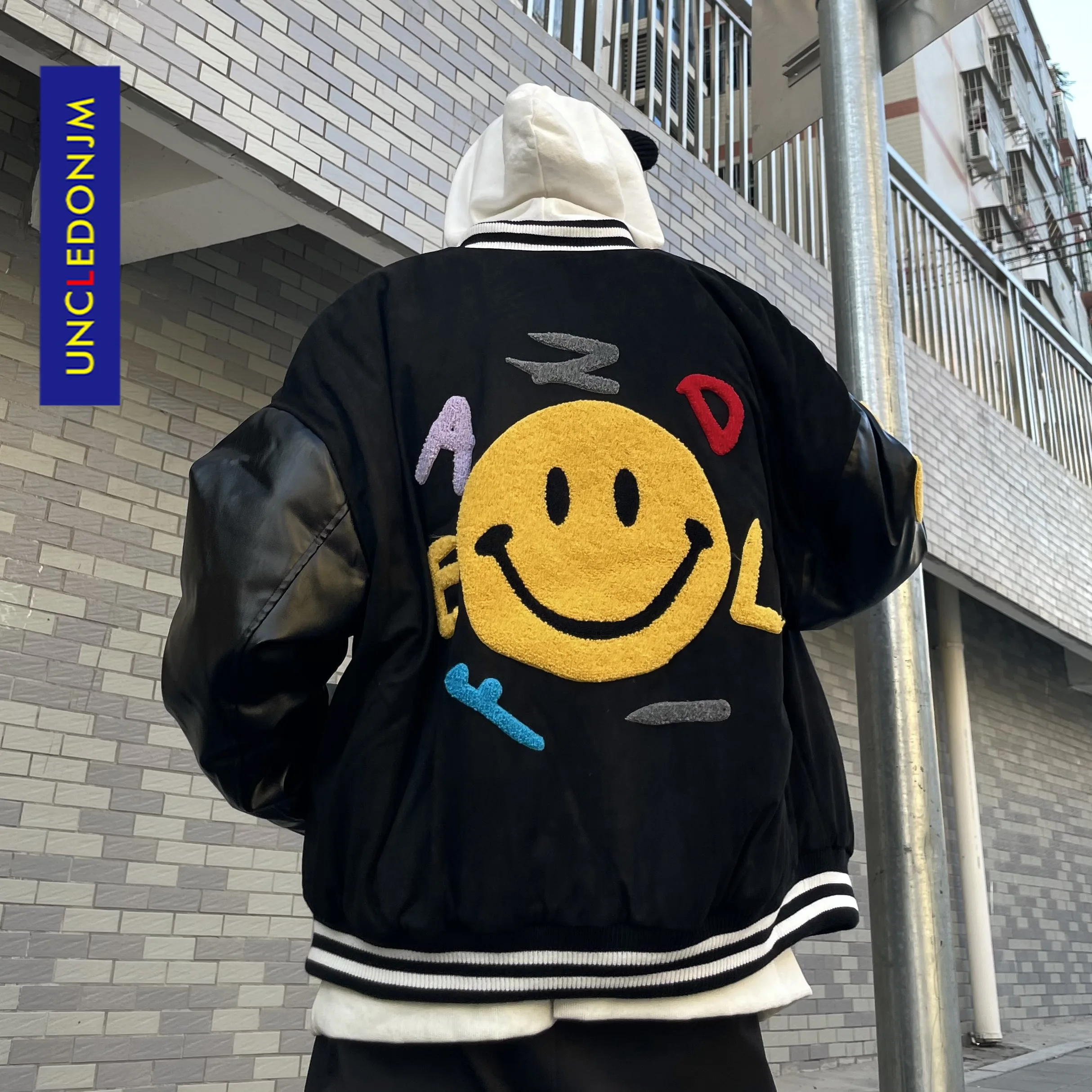 

UNCLEDONJM Smile embroidered stitched bomber jacket korean clothes mens clothing japanese streetwear men coat men SUR-96001