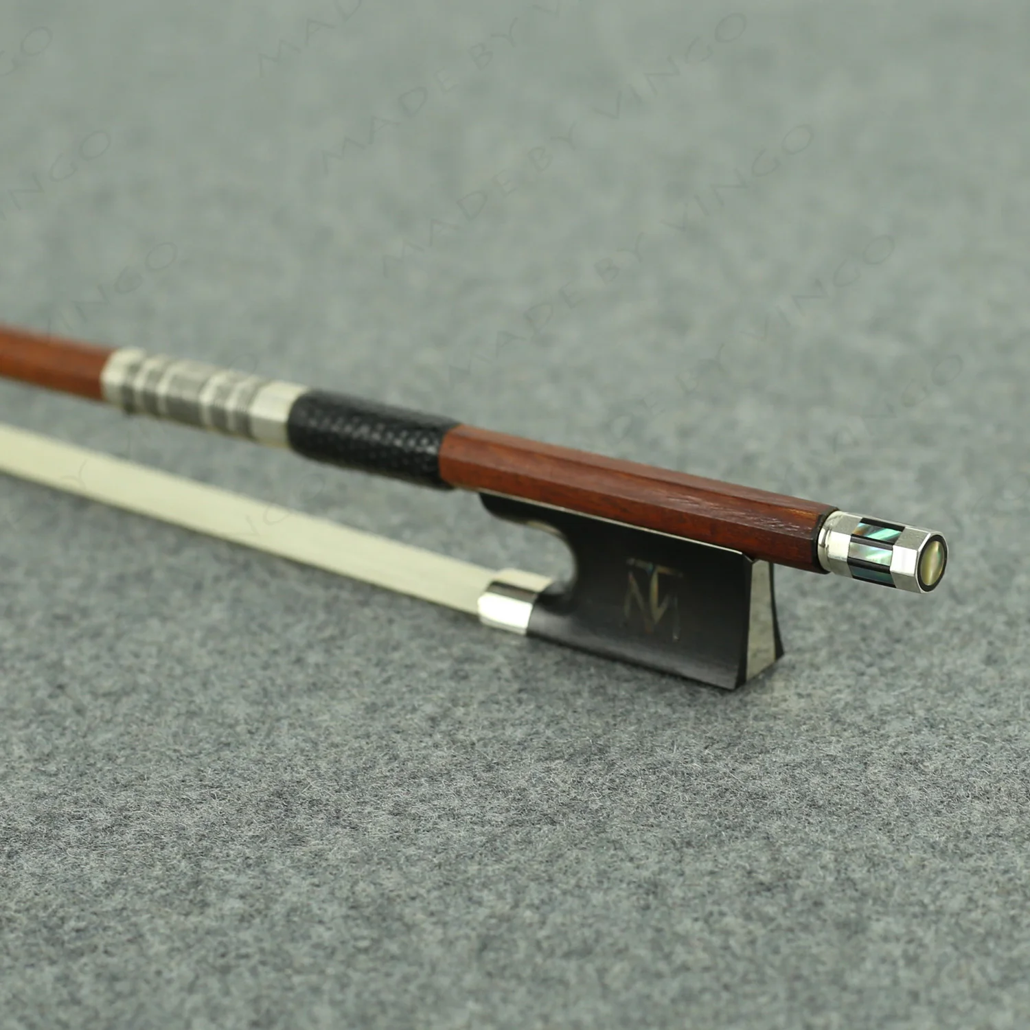 4/4 Размер MASTER Fine Pernambuco лук для скрипки сладкий тон серебро установлено хорошие характеристики &ltфактический