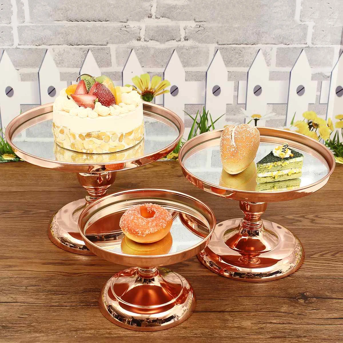 

Iron Cake Stand Home Party Display Stand Wedding Party Dessert Candy Fruit Plate Cupcake Self-help Display Table Decoration Tray
