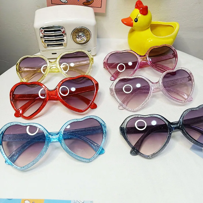 

Fashion Heart Sunglasses Children Anti-Reflective Boys Girls Sun Mirror Cute Baby Sun Glasses Out Door Uv400 Plastic Frame