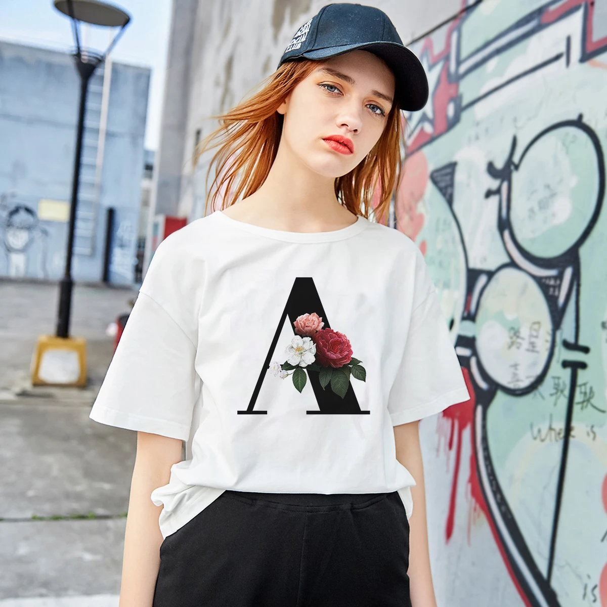 Женская Повседневная футболка с буквами алфавита 26 цветов короткий