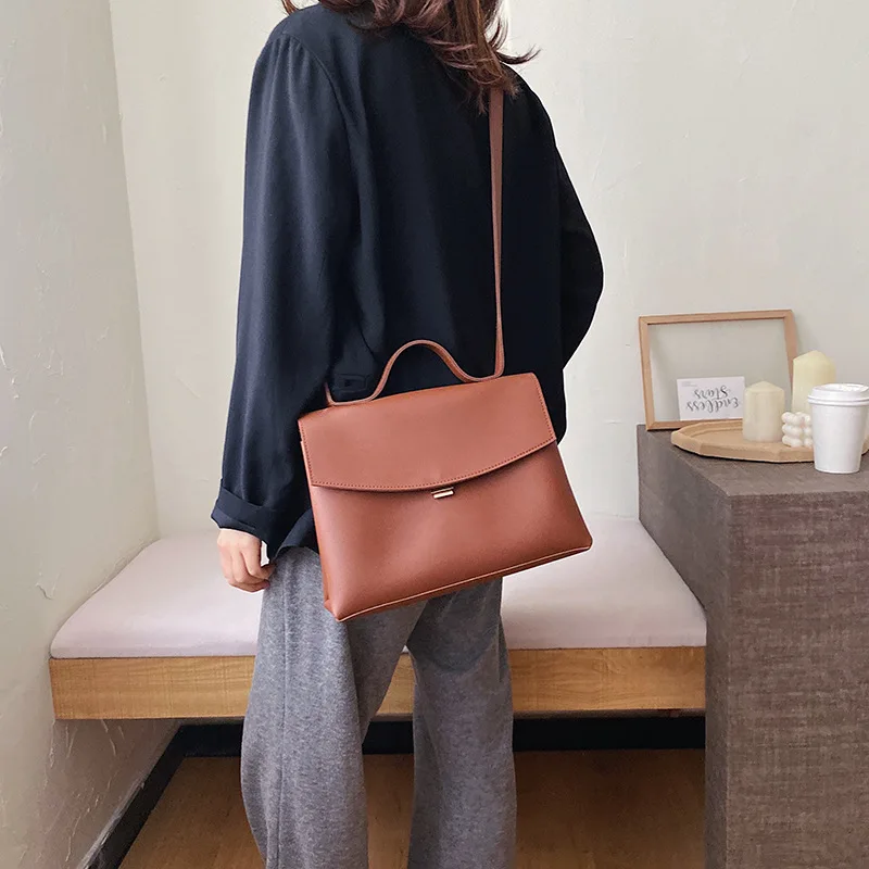 

Retro fashion design women handbags 2020 new high quality PU leather women handbags large capacity single shoulder messenger bag