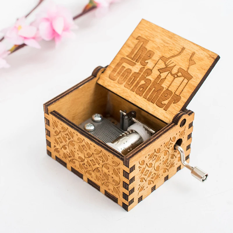 Деревянная музыкальная шкатулка с гравировкой подарок крестному отцу на день