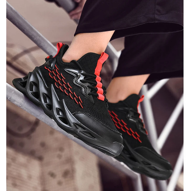 

2020 new summer and autumn sports cool breathable shoes men's sports shoes outdoor sports training fish scale casual shoes