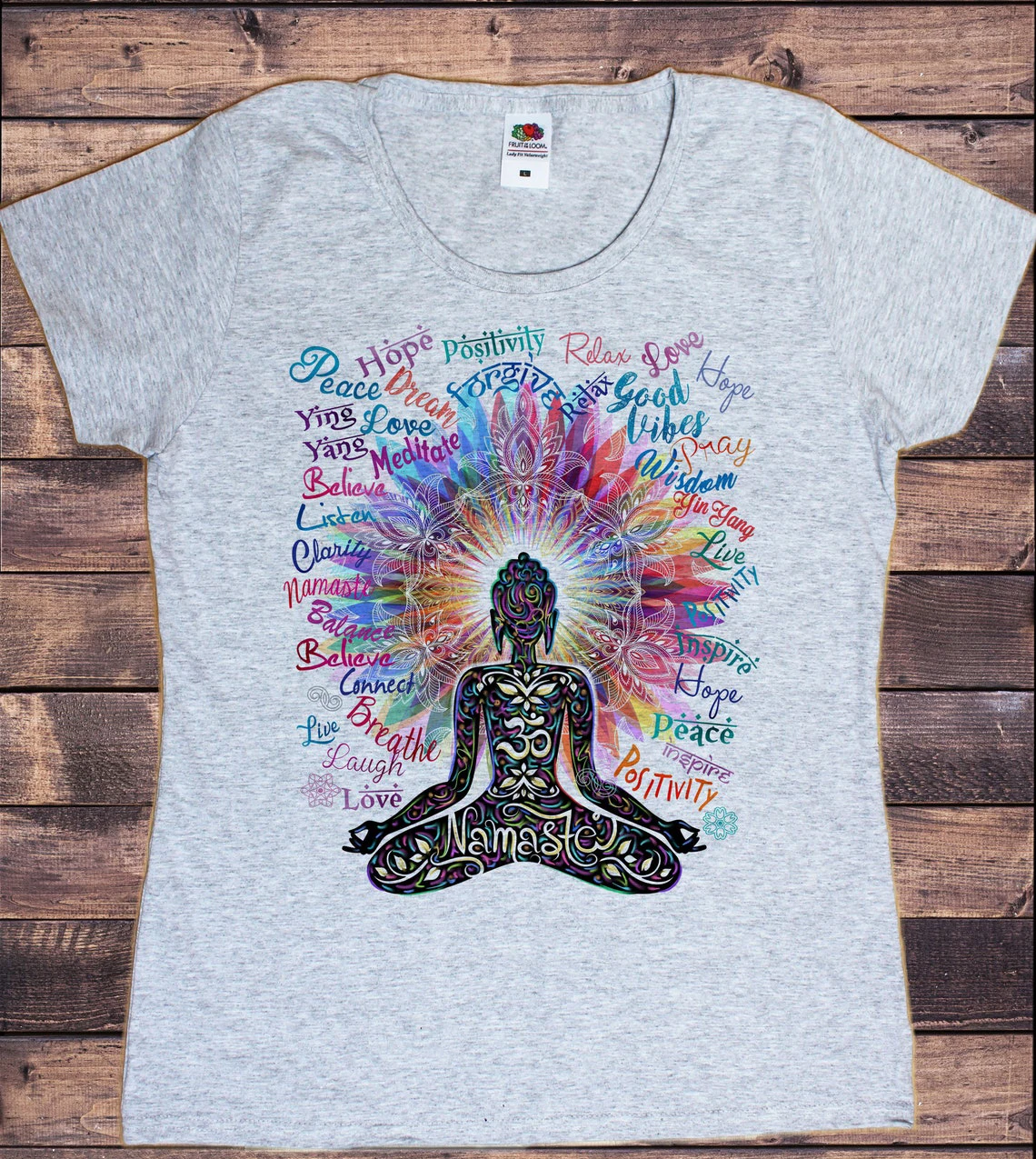 Футболка женская Радужная с красивым графическим принтом мандалы модная