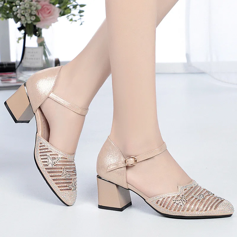 

2020 New Classic Microfiber Mesh Rhinestone Sandals Pointed Thick Heel Shoes Woman Banquet Wedding Shoes Women Fashion Sandals
