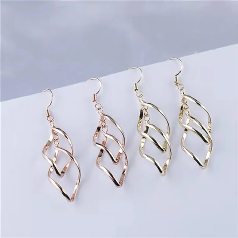 Модные Элегантные корейские витые волнистые ретро серьги ювелирные изделия для