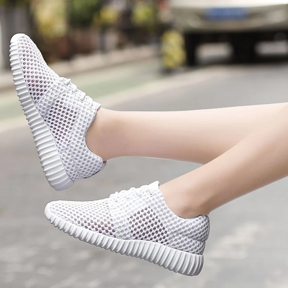 Женские летние кроссовки сетчатые дышащие для бега легкая Нескользящая женская