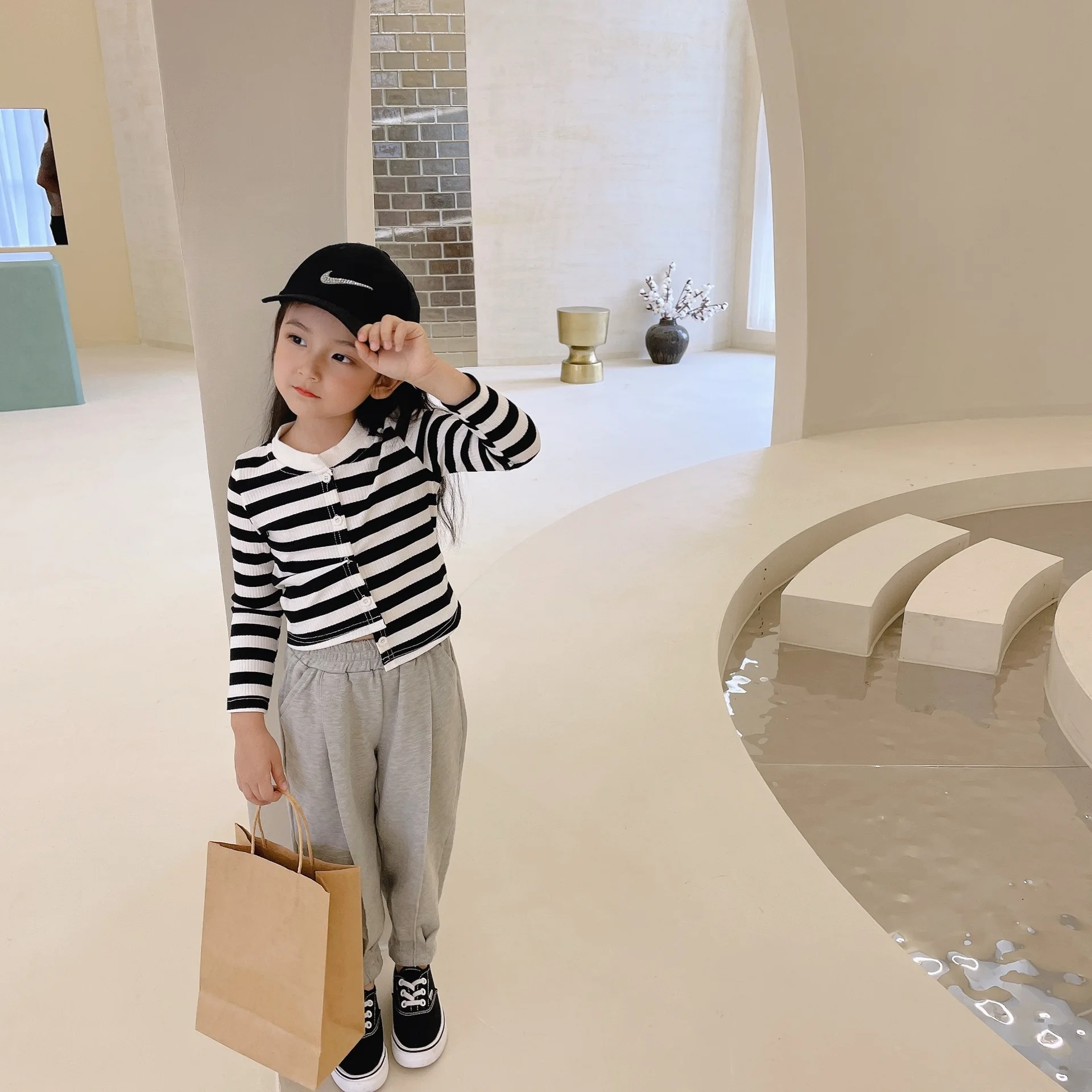 

Girls Autumn Suit Children's Round Neck Long-sleeved Knitted Striped Top + Casual Trousers Two-piece Suit Girls Winter Clothes