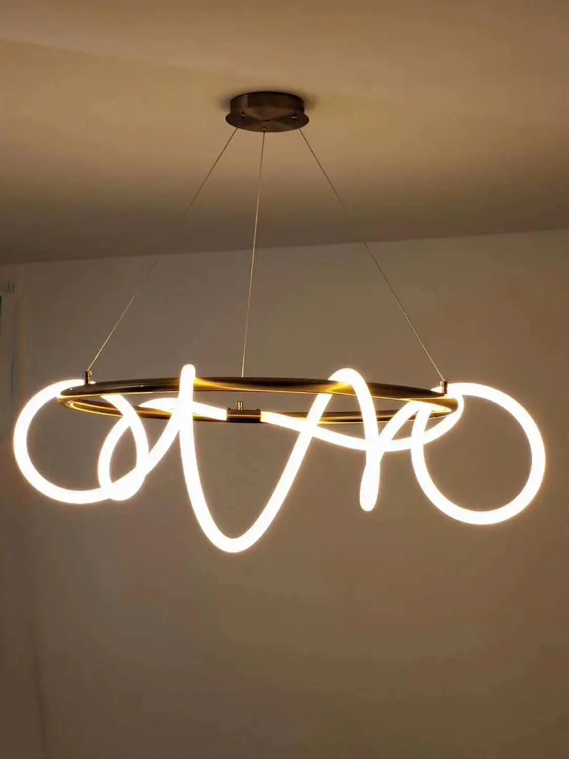 

Postmodern minimalist industrial style long strip art living room clothing store cafe restaurant front desk chandelier