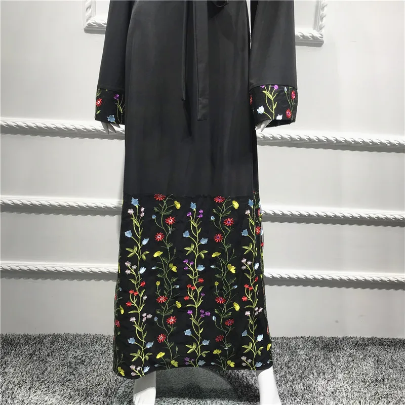 

Muslim Embroidery Abaya Lace Cardigan Maxi Dress Long Robe Gowns Tunic Kimono Middle East Ramadan Arab Islamic Prayer Clothing