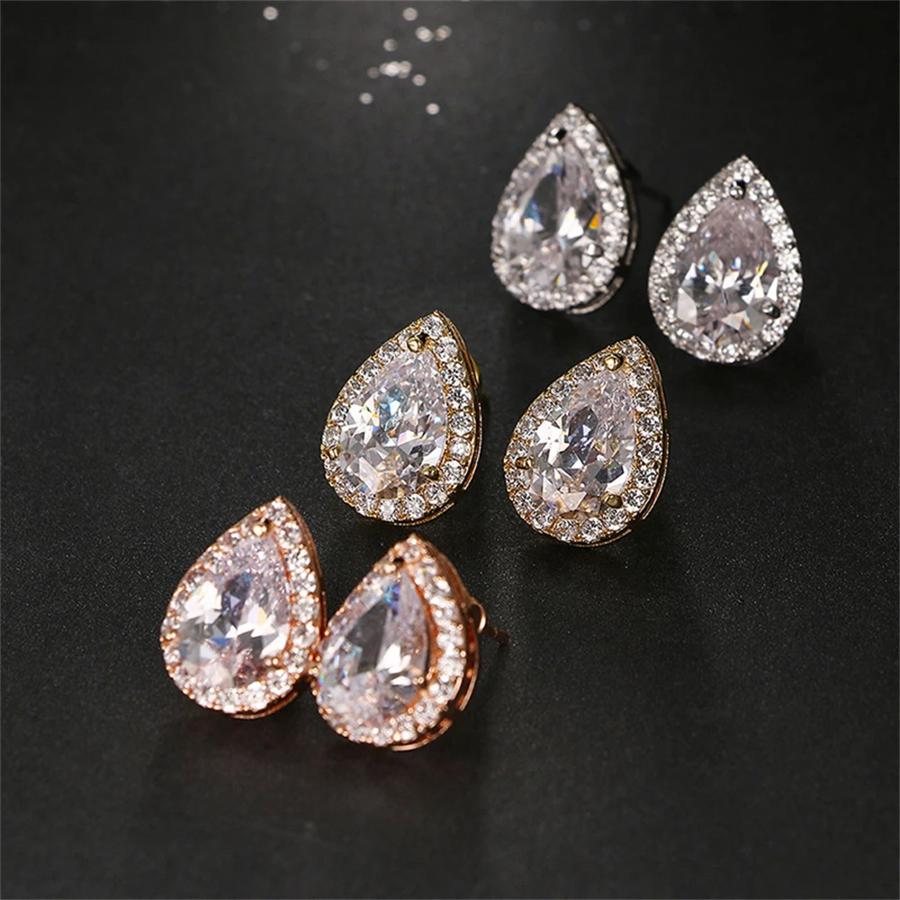 

Luxury 2021 Celebrity Style Trendy Cubic Zirconia Waterdrop Studs Earrings For Woman Fashion Luxury Jewelry Unusual Earrings