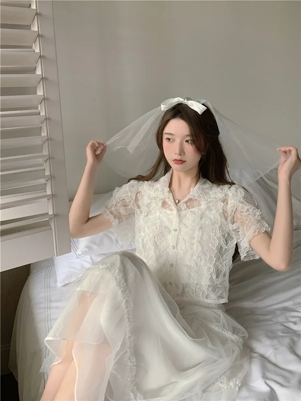 

Real Shot Doll Collar White Lace Shirt Sweet Niche