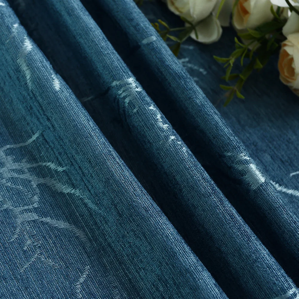 Затемняющие шторы в новой гостиной с европейской роскошной под заказ занавески