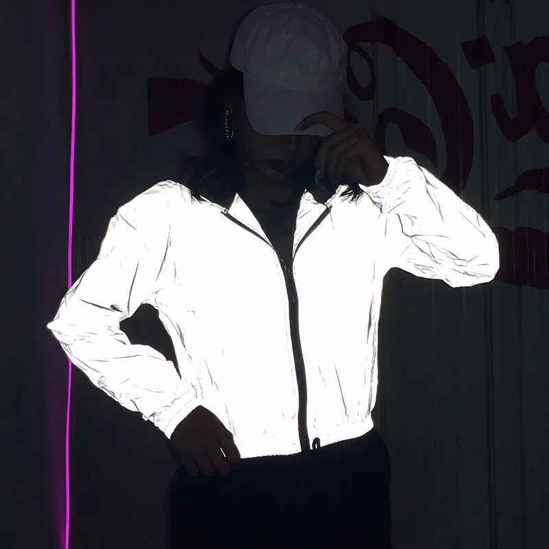 

Women Oversize Jacket Reflective Windbreaker Hoodie Zipper Up Outfit Long Sleeve Solid Color Wild Fashion Coat for Autumn Winter