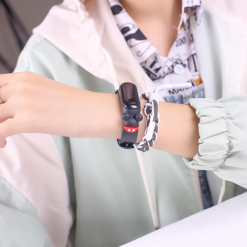 

Cartoon Mickey Mickey Electronic Watch Two-Dimensional Accessories Children's Birthday Gifts Gitrls Tos Water-Proof Watch Child