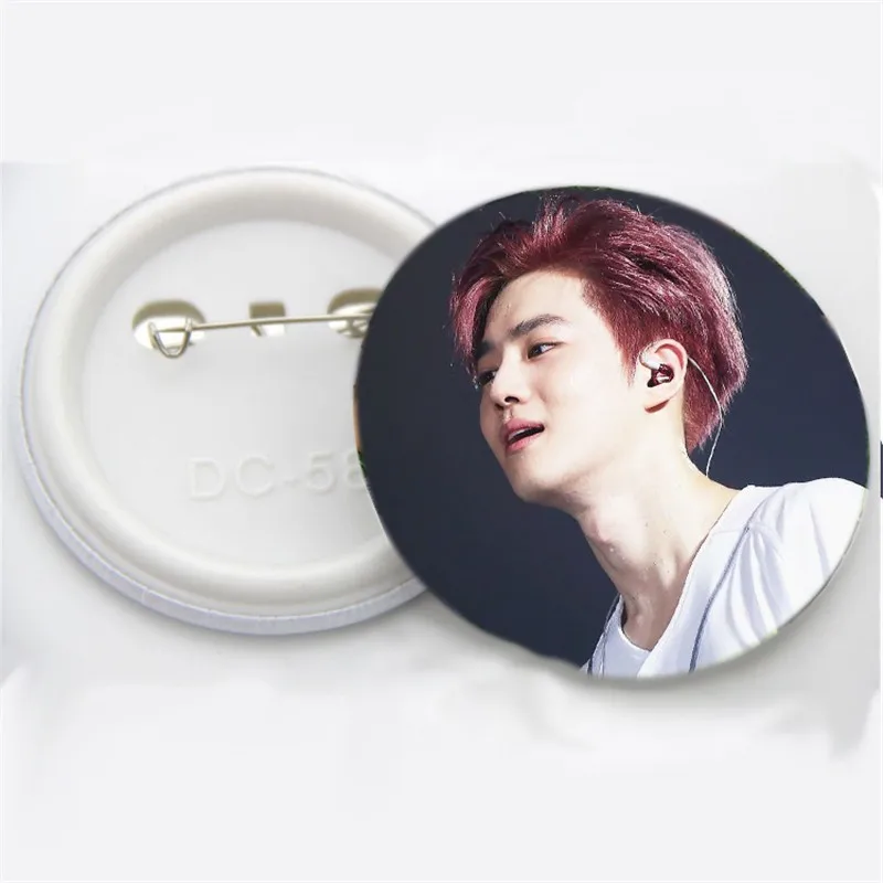 Suho Kpop EXO Planet#3 альбом брошь K-pop значок аксессуары для одежды шляпа украшение для рюкзака - Окраска металла: Suho