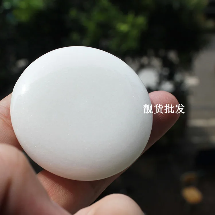 Натуральный нефритовый массажный камень | Камень для соскабливания грибов