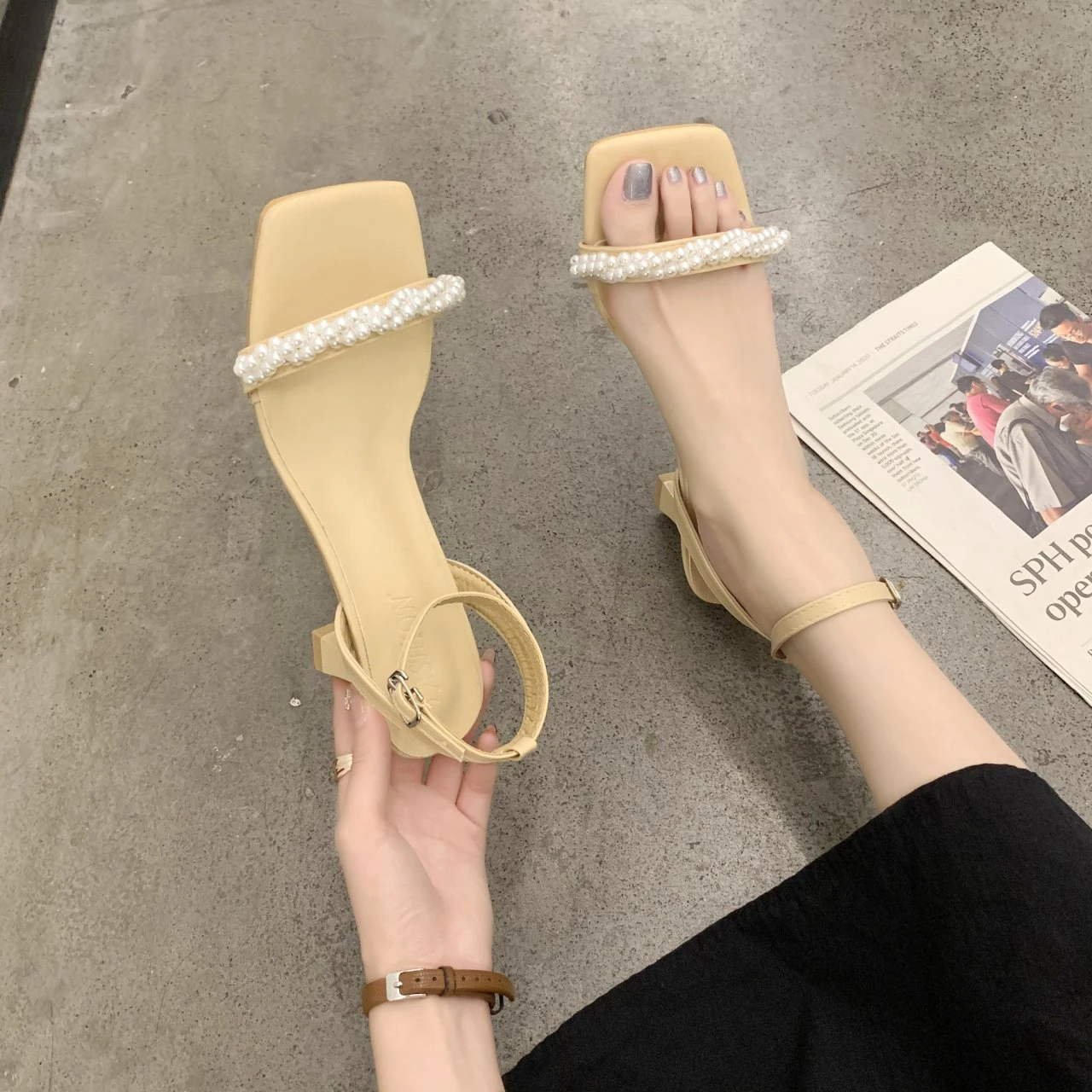 

Simple Strange Heel Women Sandals Brand Design French Style String Bead One Word Band Square Toe High Heels Ankle Buckle Strap