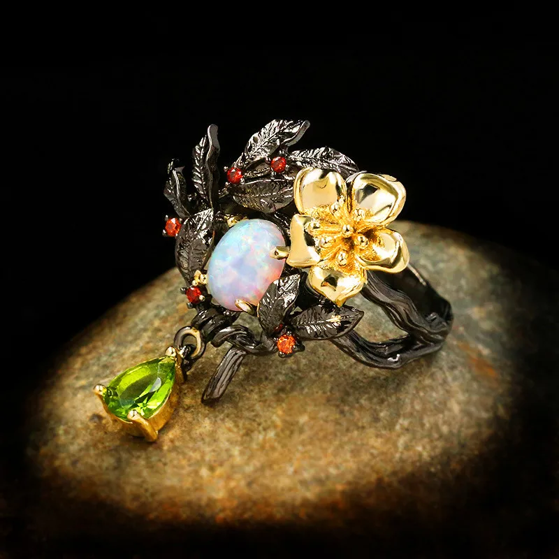 

Luxury Female Green Zircon Stone Ring Charm 14KT Black Gold Wedding Rings For Women Vintage Oval Opal Flower Engagement Ring