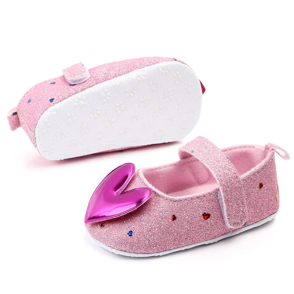 

Туфли Ishowtienda Для маленьких девочек в помещении с мягкой подошвой в форме сердца Обувь принцессы детская прогулочная Обувь Для Новорожденны...