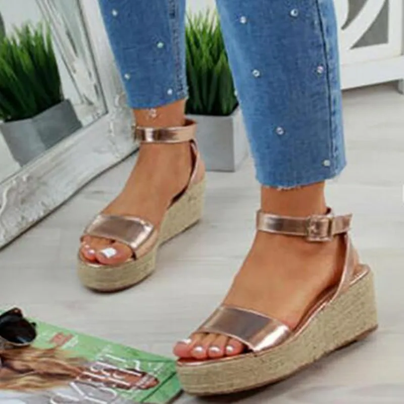 

Europe 2022 Summer New Women Sandals Wedges High Heel Shoes Woman Casual Gladiator Buckle Strap Plus Size 35-43 Ladies Sandals