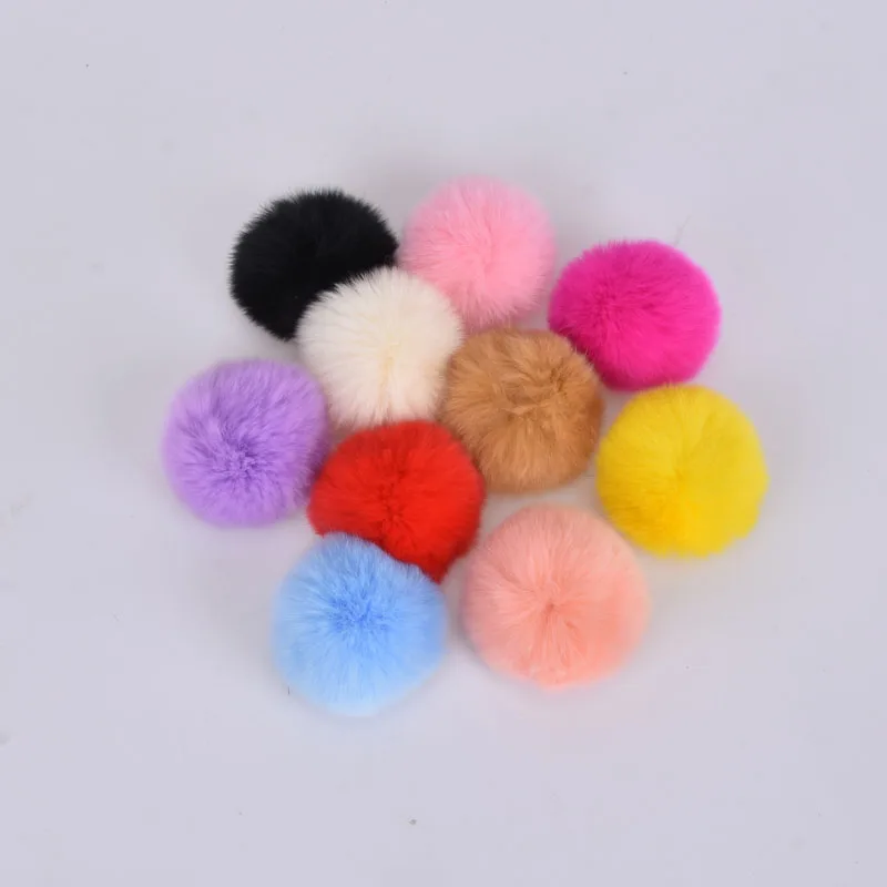 Брелок с помпоном из меха кролика 6 см | Украшения и аксессуары