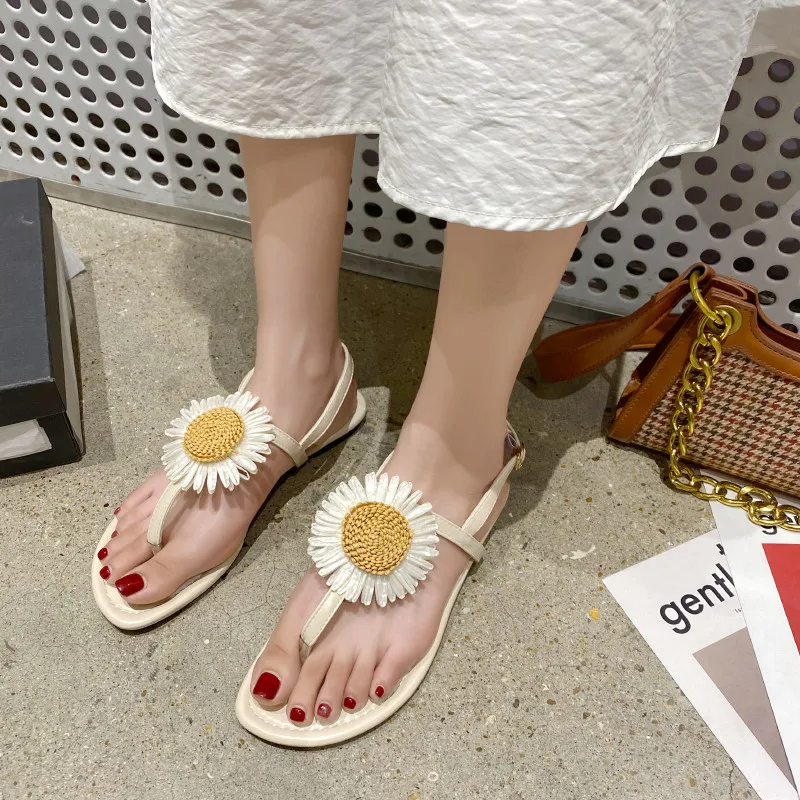 

Female Sandal 2021 Summer Low-Heeled Shoes With Strap Flip Flops Platform All-Match Girls Gladiator Low-heeled Flat Buckle Comfo