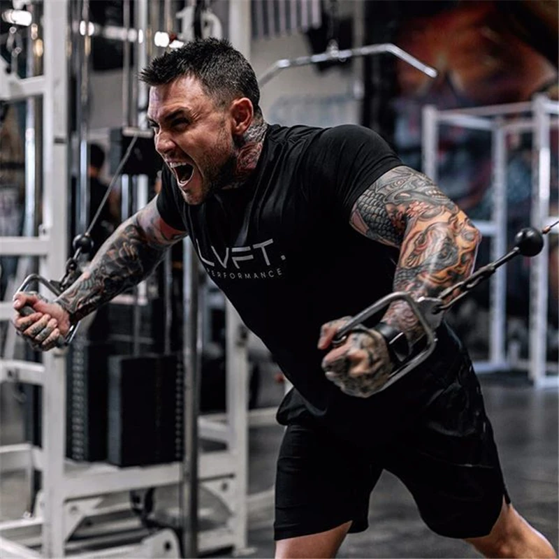 2020 летняя футболка Спортивная для бега Мужская фитнеса и с коротким рукавом