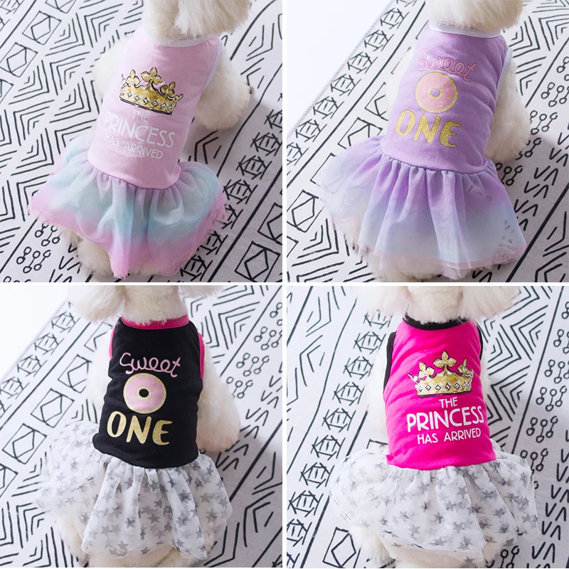 

Dog Dress Three Layers Net Yarn Fluffy Skirt Creative Pattern Print Vest Dresses Casual Style Pet Dog Cat Skirts Pets Clothes