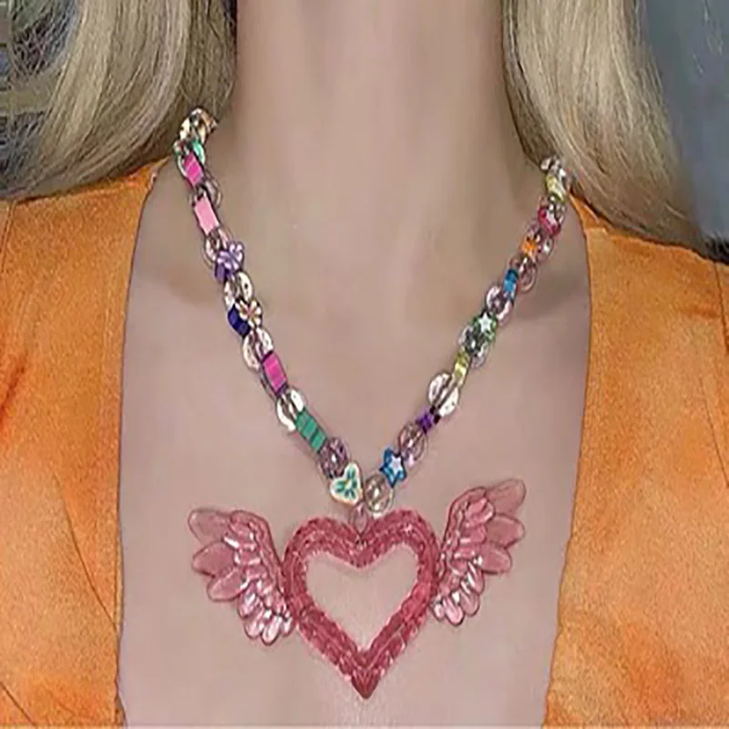 

Harajuku Acrylic Flash Bead Pink Heart Wings Pendant Necklace for Women Girl Fashion Jewelry Colorful Beads Chain Necklaces Gift