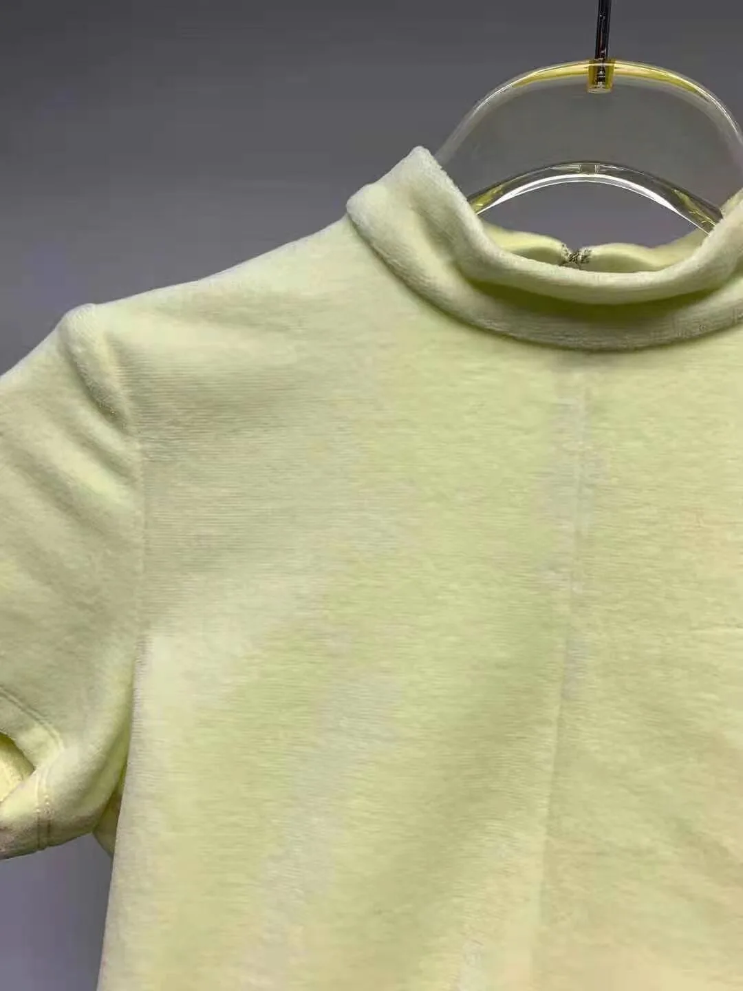 

Women T-shirt Autumn Round Collar Solid Color Irregular Suede Short Sleeve Fashion Shirt and T-shirt