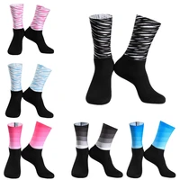 sport anti slip silicone seamless integral moulding high tech cycling socks breathable road bicycle bike racing socks