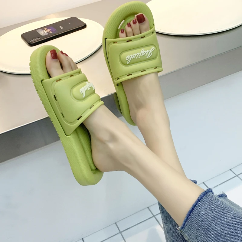 

2020 Women Slippers Fashion Summer Bathroom Shoes Ladies Casual Slip On Beach Flip Flops Slides Woman Indoor Shoes Solid Sandals