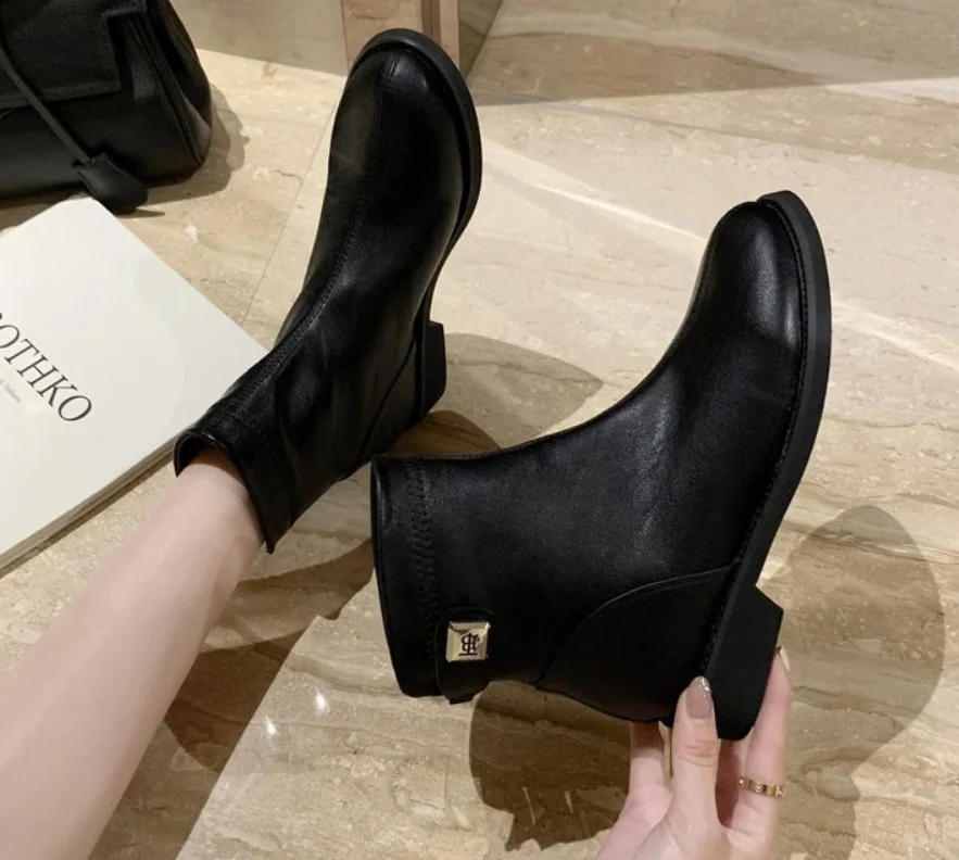 

Полуботинки женские из мягкой кожи, на осень/зиму