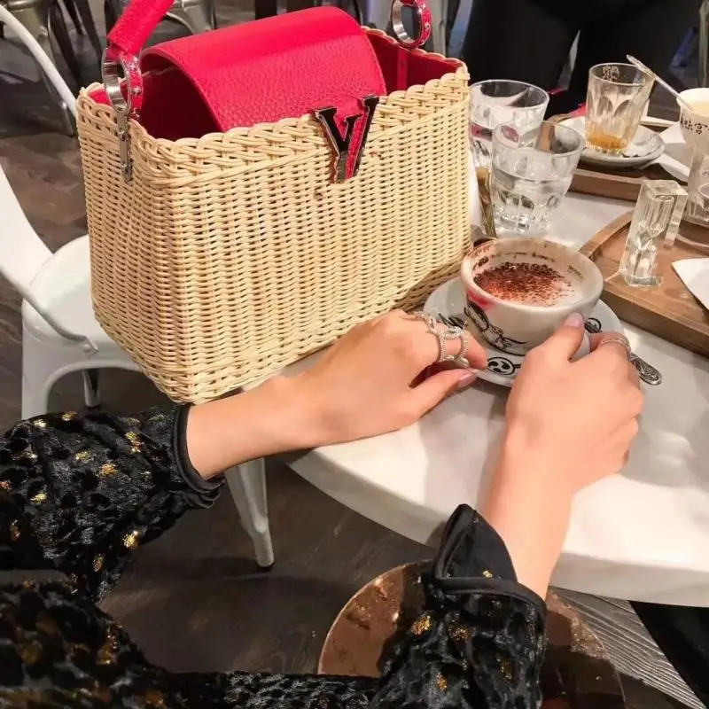 

Genuine Leather Retro Handmade Rattan Portable Female Messenger Bag Large Capacity Woven Bag