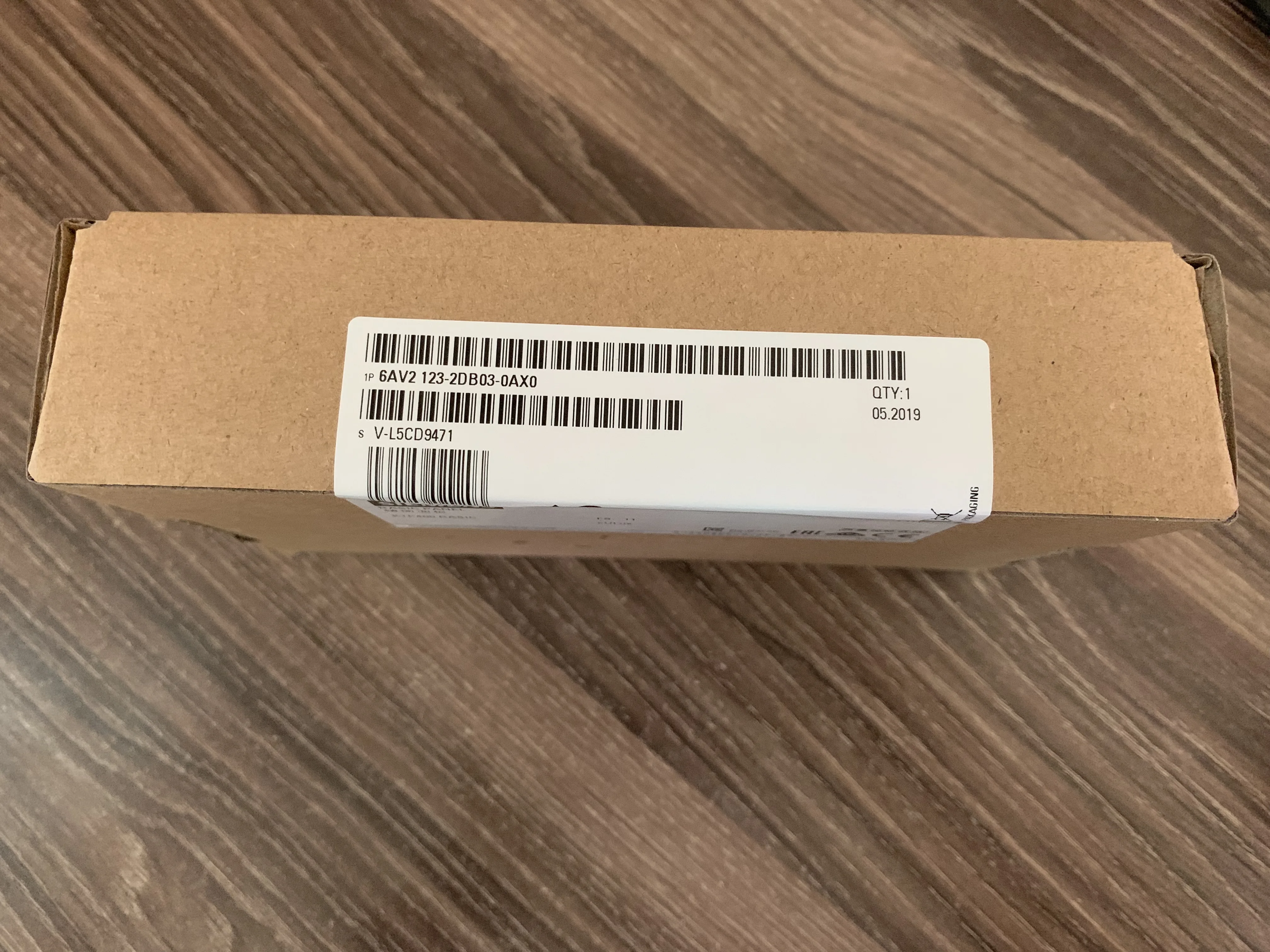 Панель управления инвертором 6AV2123-2DB03-0AX0 HMI новая сенсорная панель SIMATIC KTP400 BASIC