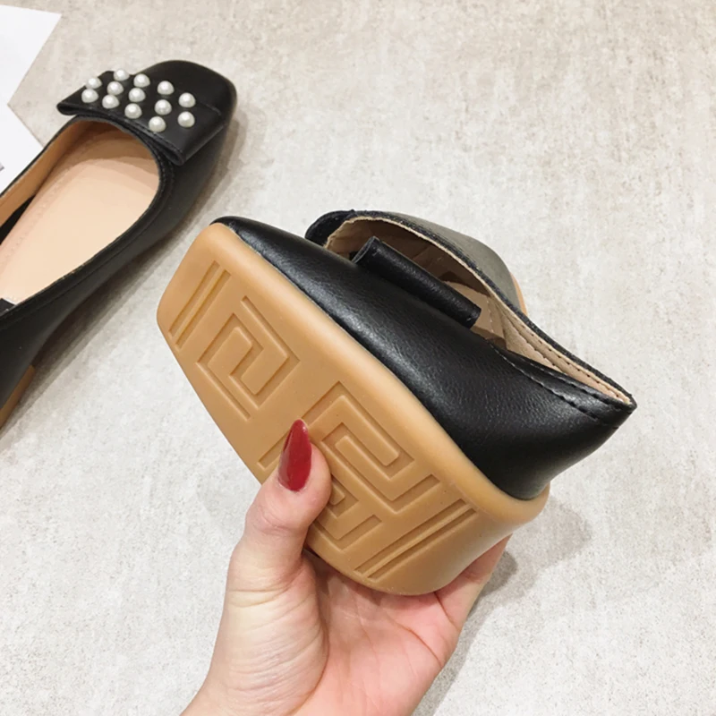 

Pearl Bow-tie Slip On Loafers Women Soft Sole Shallow Mouth Moccasins Cozy Anti-skid Bead Rivets Square Toe Grandma Shoes Woman