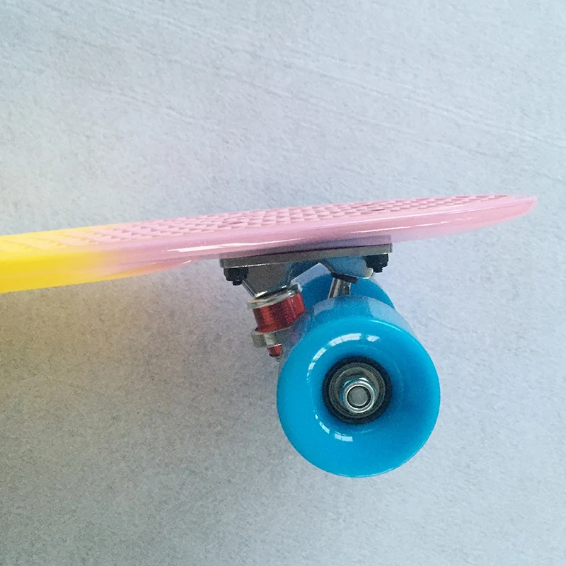 

22 Inch Colorful Resilience PU Four-Wheel Small Fish Board Plastic Skateboard Single Tilt Deck Youth Four-Wheel Ska
