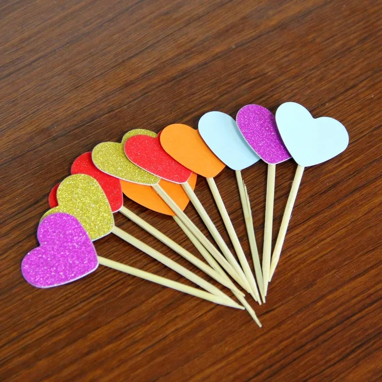 Милая влюбленная подставка для торта на свадьбу красочное сердце вспышка