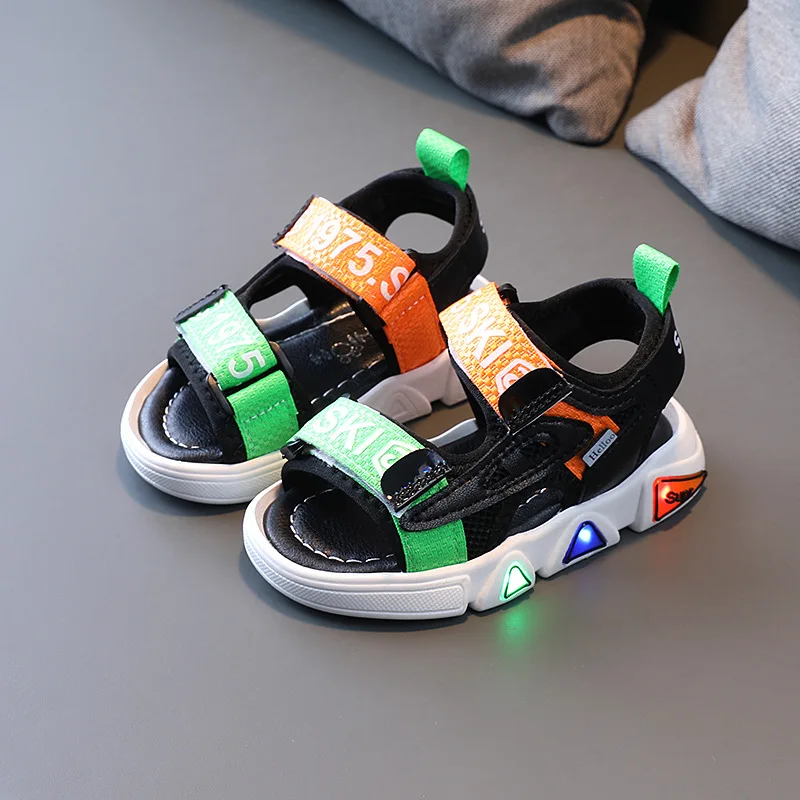 

Сандалии для девочек; Новинка 2021 года; Летняя детская обувь для мальчиков; Яркий светодиодный светильник; Пляжная обувь; Обувь для девочек