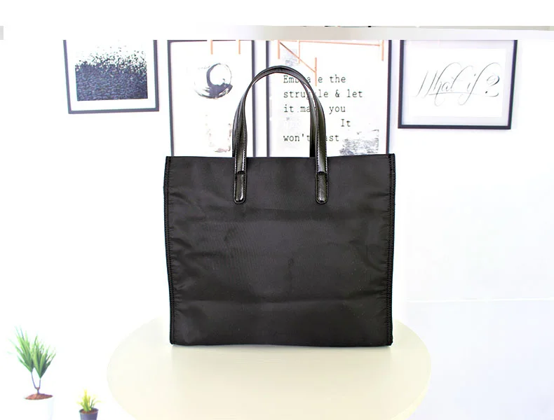 

Pattern of cartoons embroidered nylon shoulder bag for women fashionable female purse tots shopping bags casual ladies