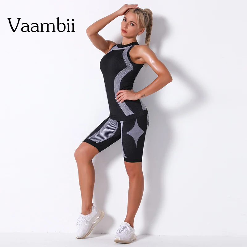

Fashion Two Piece Set Sports T-shirt For Women Overalls Sets Clothes Seamless Fitness Suit Shorts Clothing For Fitness Female