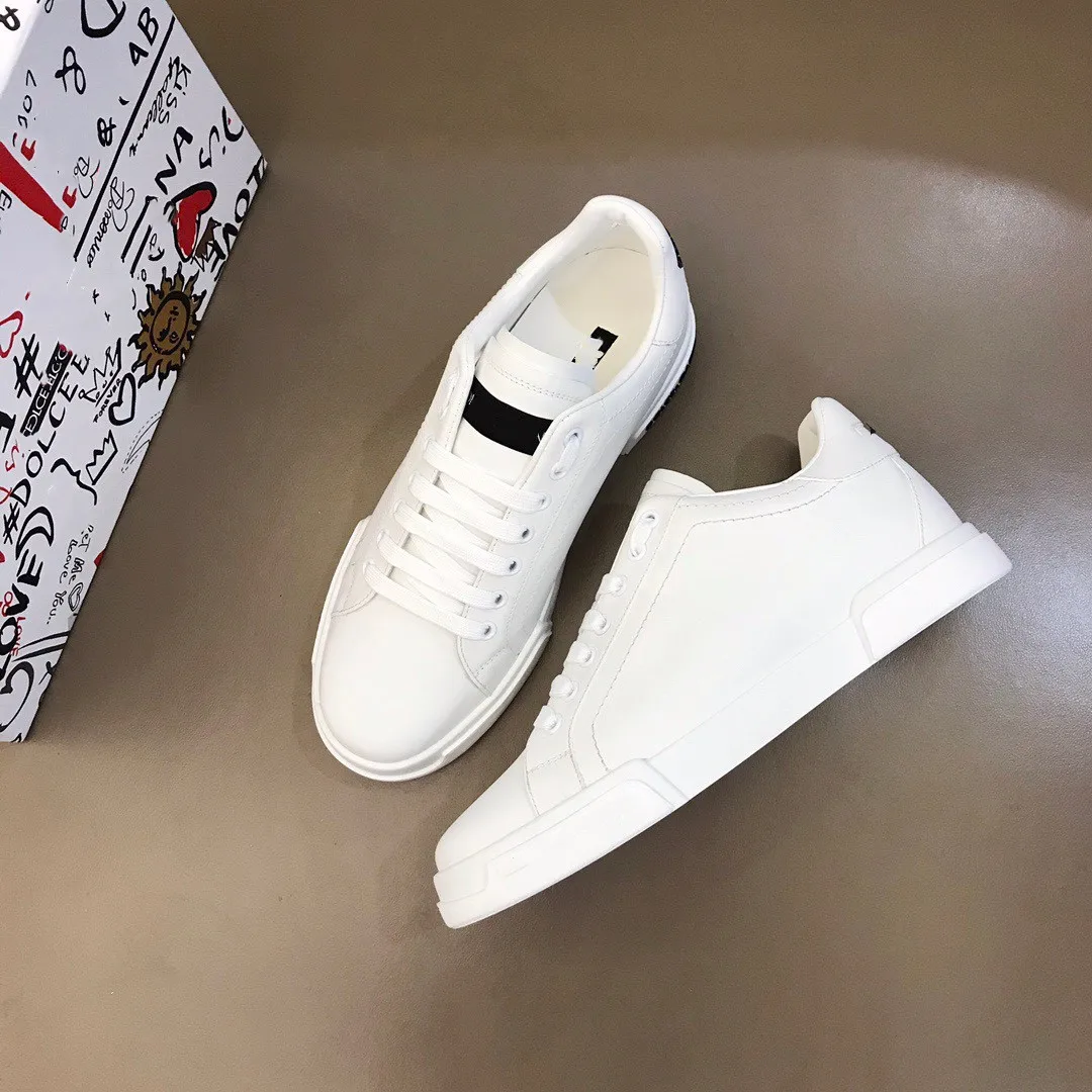 

2021 Top new men's Paris luxury leather lace-up running fitness outdoor comfortable shoes fashion sports shoes summer flat shoes
